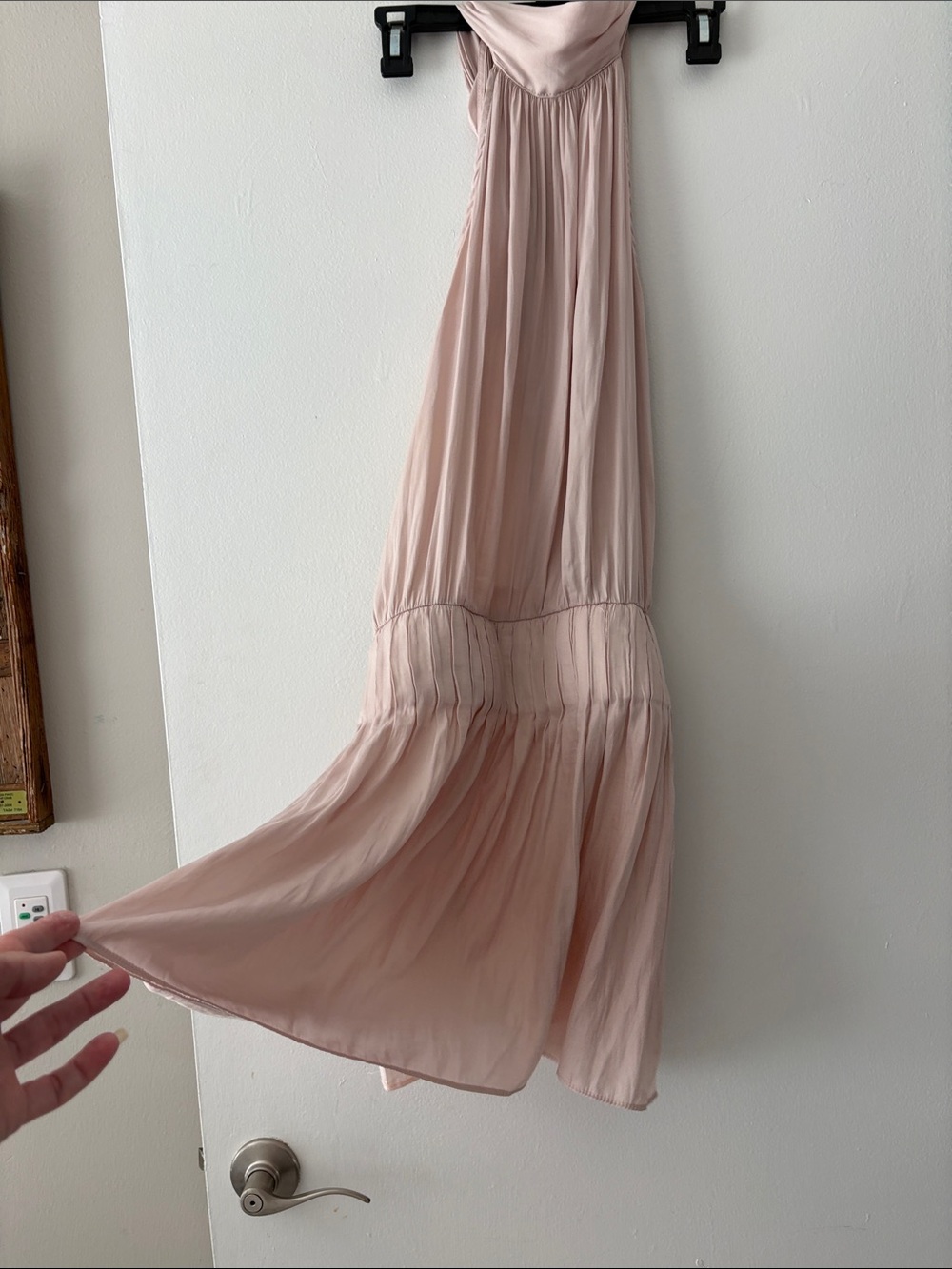 DO+BE Dusty Blush Halter Maxi Dress- NWOT- Medium-😽